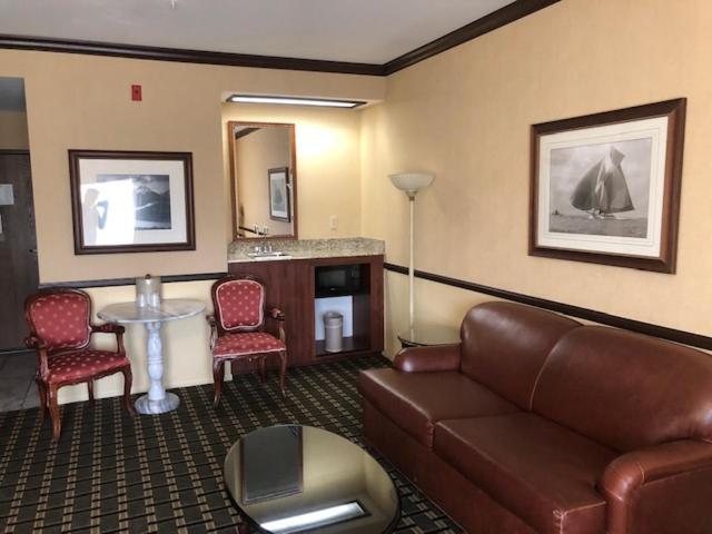 Folk Inn Ontario Airport Extérieur photo